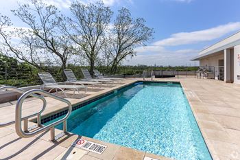 Austin apartment for rent with rooftop pool